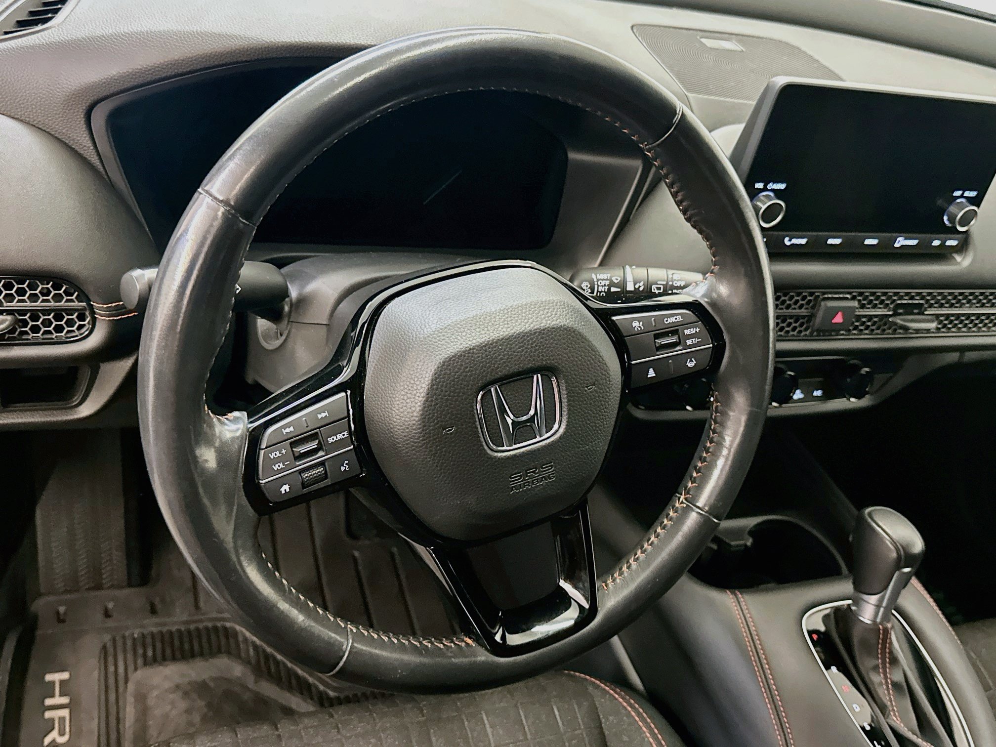 Used 2024 Honda HR-V Sport image 18