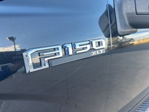 Used 2015 Ford F150 XLT image 34