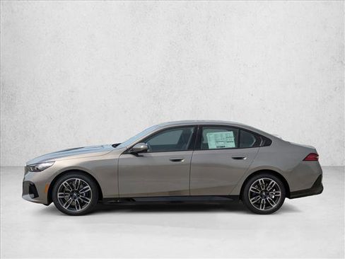 New 2026 BMW 530i xDrive AWD/4WD image 5