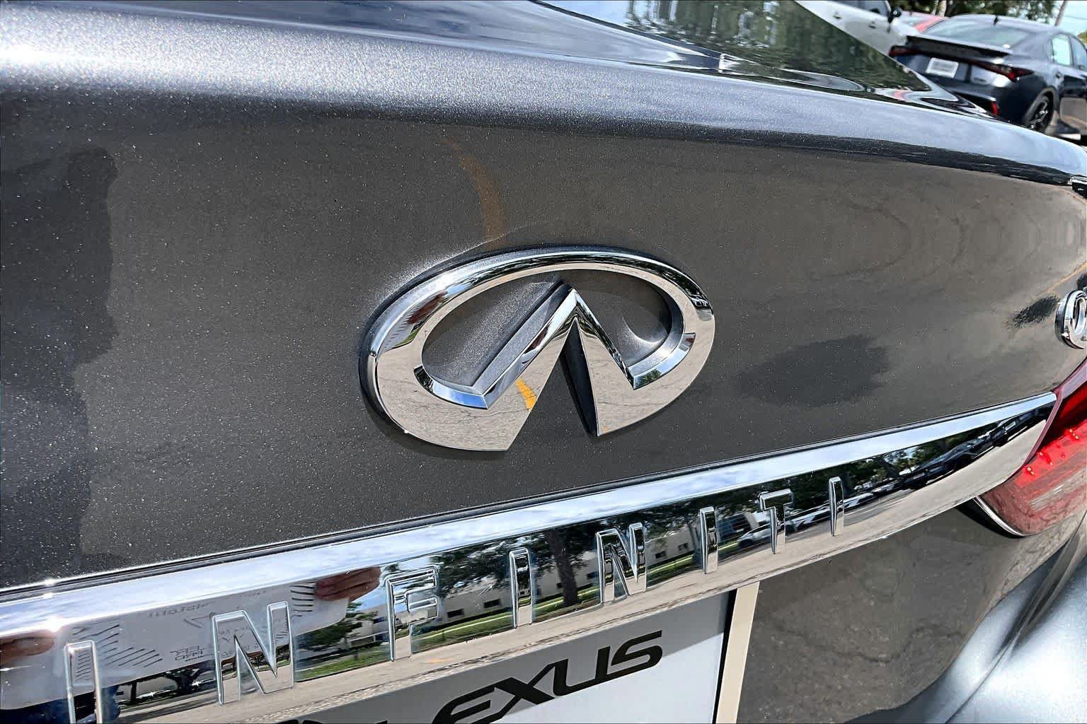 Used 2018 INFINITI Q50 Luxe AWD/4WD image 31