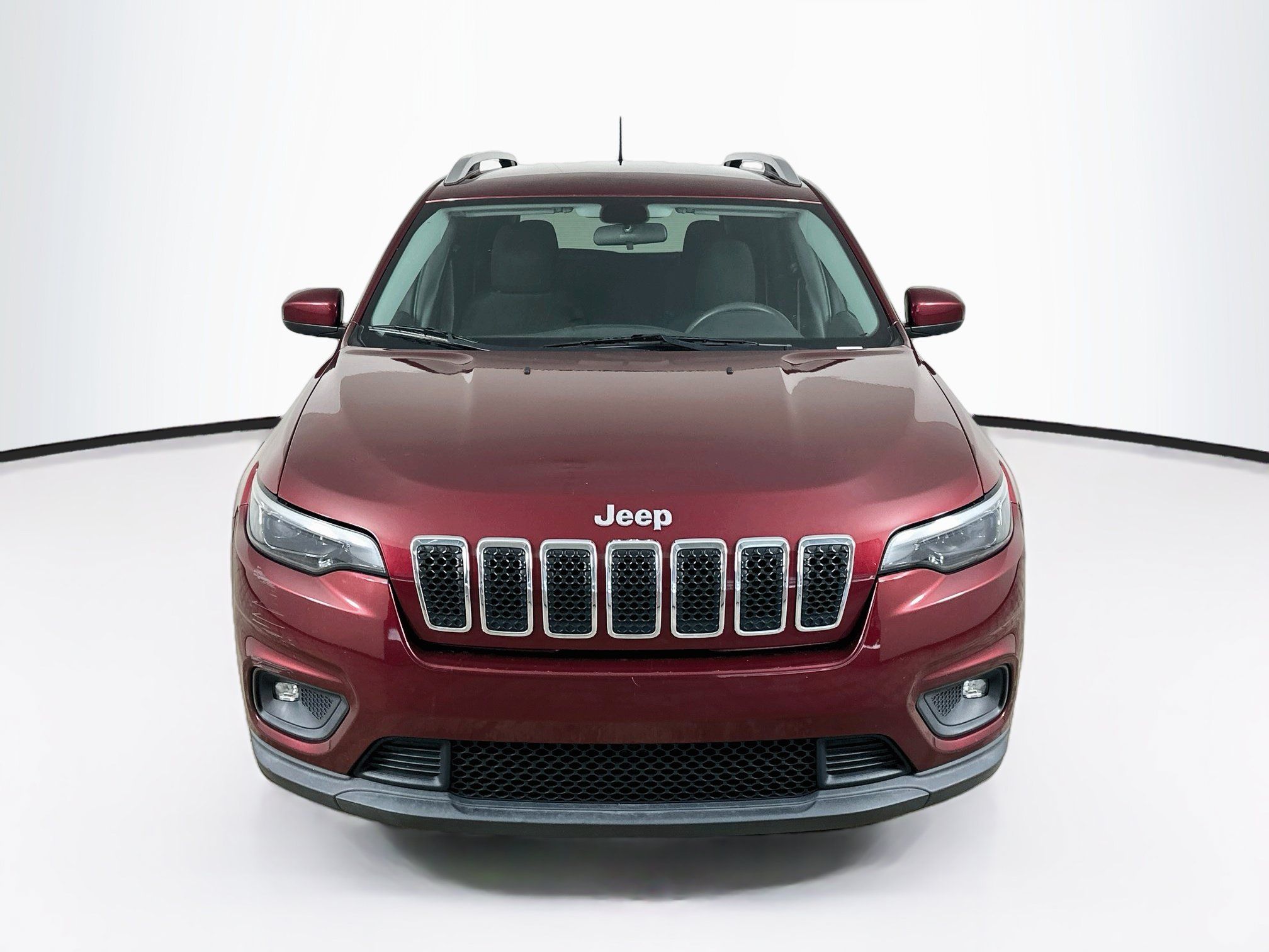 Used 2019 Jeep Cherokee Latitude w/ Popular Appearance Group FWD image 2