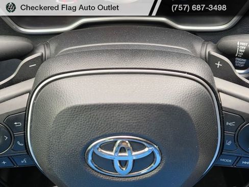 Used 2022 Toyota Corolla SE FWD image 14