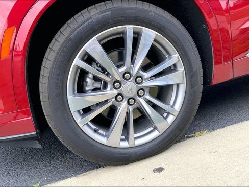 Used 2025 Cadillac XT6 Premium Luxury AWD/4WD image 3
