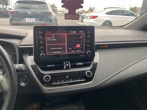 Used 2021 Toyota Corolla XSE image 9