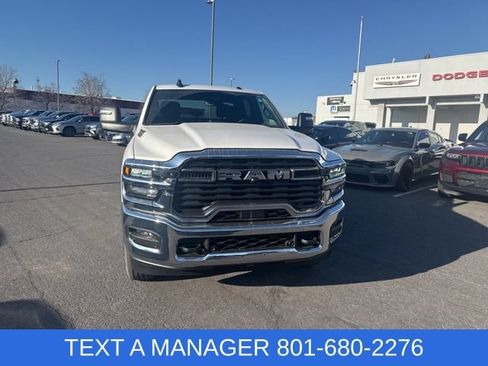 New 2026 RAM 2500 Big Horn AWD/4WD image 2