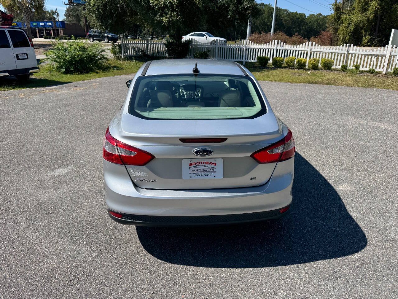 Used 2014 Ford Focus SE FWD image 34