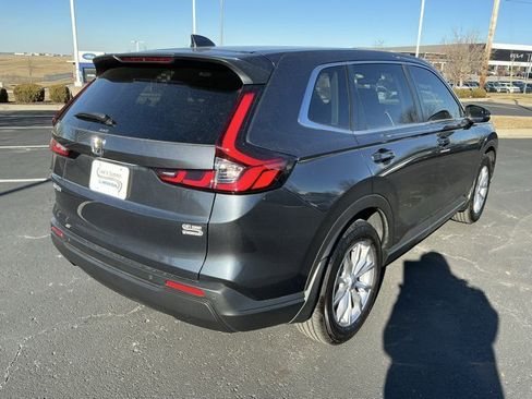 Used 2025 Honda CR-V EX-L image 3