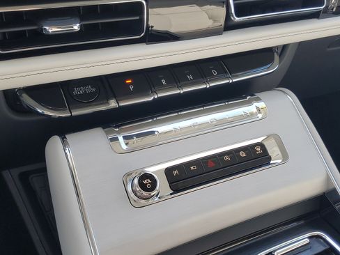 New 2026 Lincoln Aviator Reserve AWD/4WD image 21