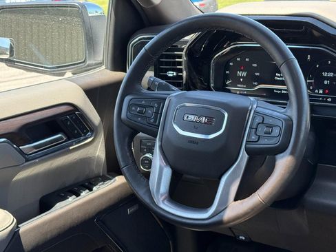 Used 2024 GMC Sierra 1500 SLT w/ SLT Premium Plus Package AWD/4WD image 12