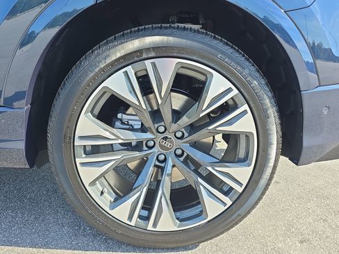 New 2026 Audi Q8 Premium Plus image 31