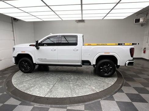 Certified 2024 GMC Sierra 2500 AT4 w/ AT4 Preferred Package image 9