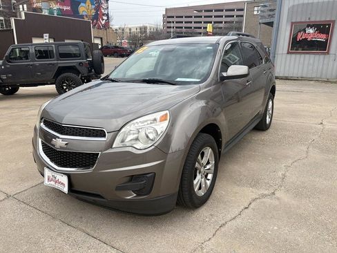 Used 2012 Chevrolet Equinox LT w/ Driver Convenience Package image 3