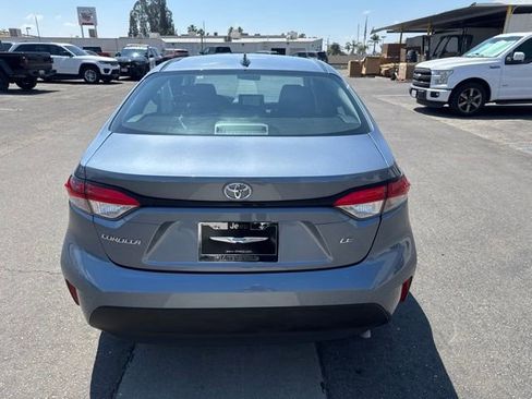Used 2025 Toyota Corolla LE FWD image 4