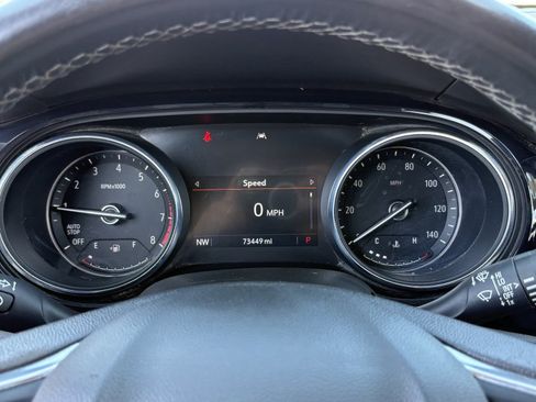Used 2022 Buick Encore GX Select FWD image 30
