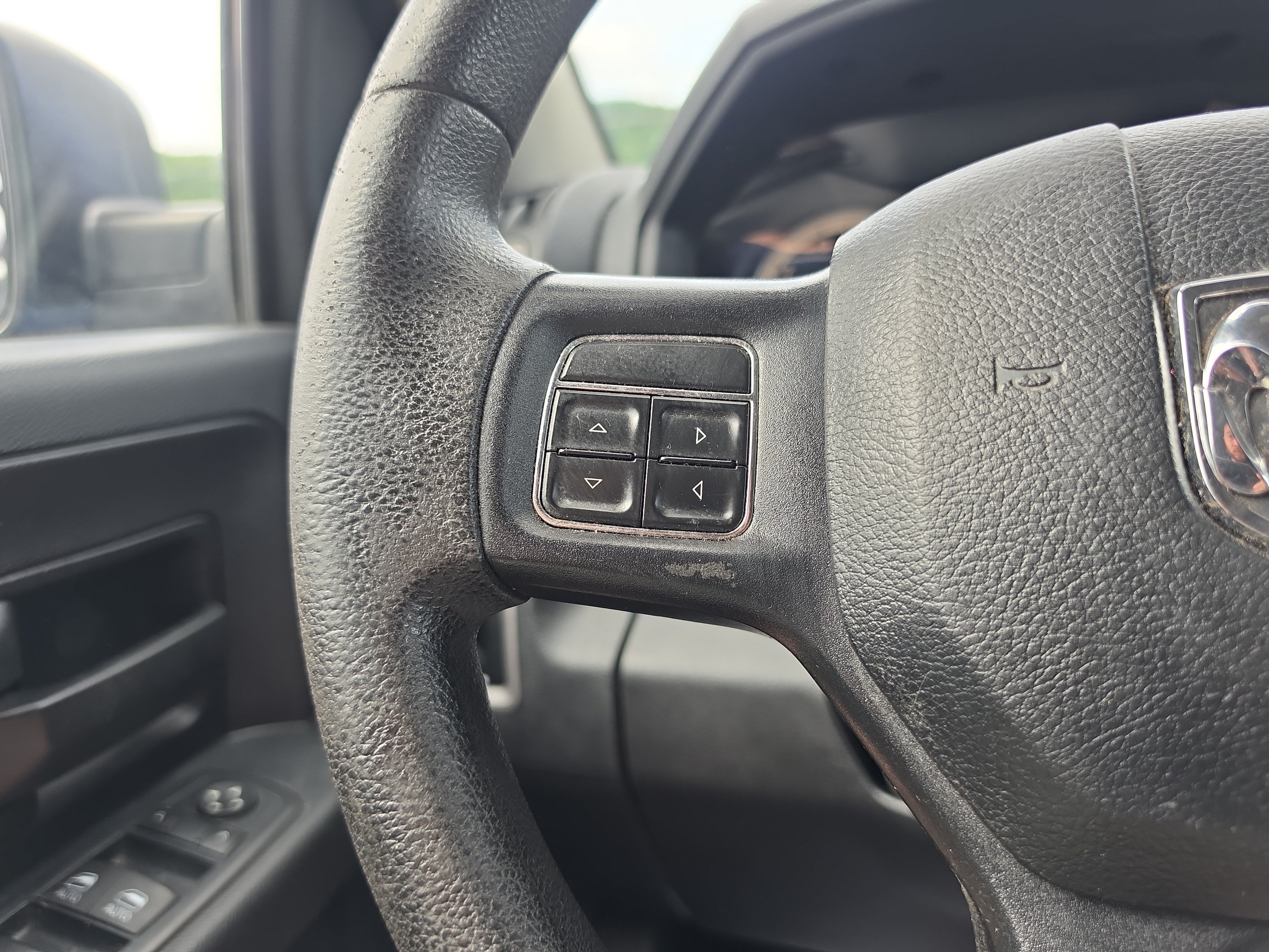 Used 2016 RAM 1500 Express AWD/4WD image 18