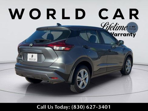 Used 2025 Nissan Kicks Play S FWD image 7