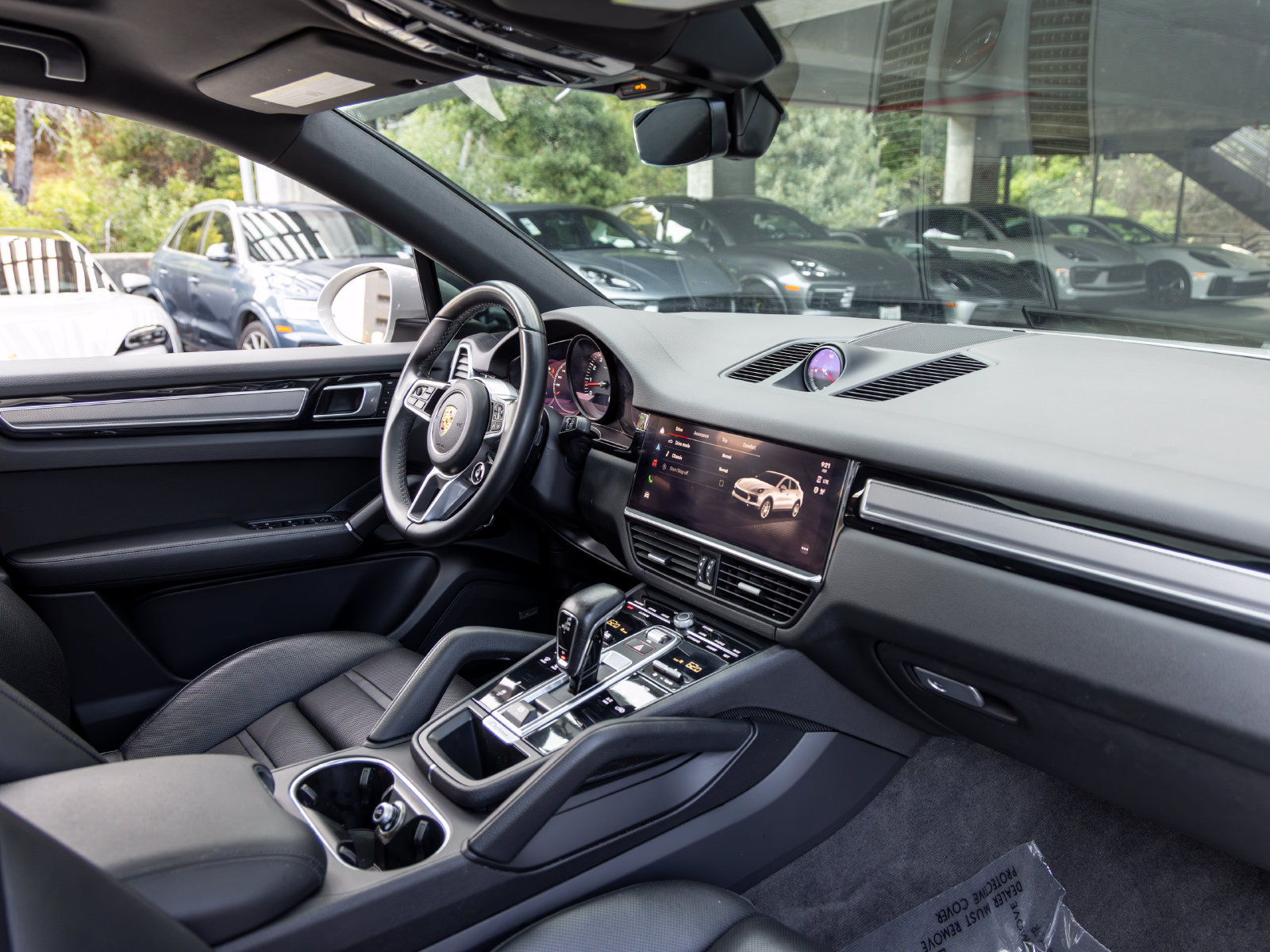 Certified 2022 Porsche Cayenne Platinum Edition AWD/4WD image 65