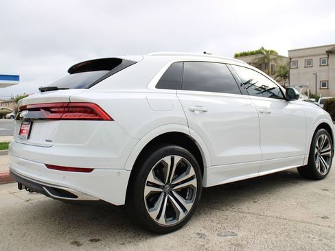 Used 2019 Audi Q8 Premium Plus w/ Premium Plus AWD/4WD image 5