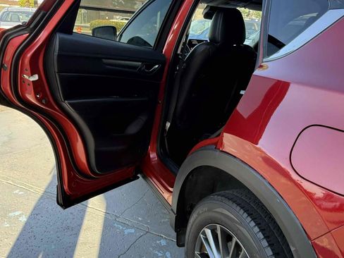 Used 2019 MAZDA CX-5 Touring FWD image 59