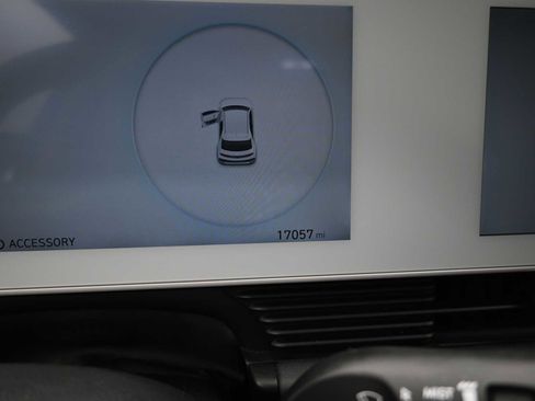 Used 2024 Hyundai Ioniq 5 SEL RWD image 11