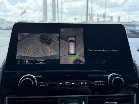 Used 2024 Nissan Armada SL w/ Cargo Package image 2