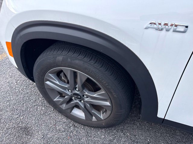 Used 2021 Kia Seltos S AWD/4WD image 6