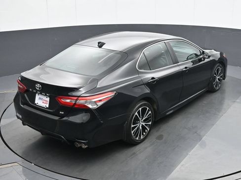Used 2019 Toyota Camry SE w/ Protection Package (Q2) FWD image 22