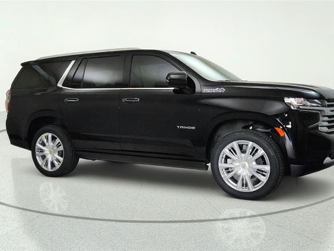 Used 2023 Chevrolet Tahoe High Country AWD/4WD image 8
