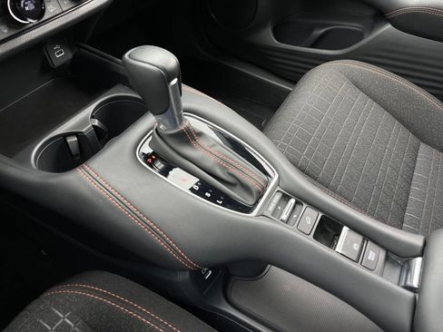 Used 2025 Honda HR-V Sport image 19