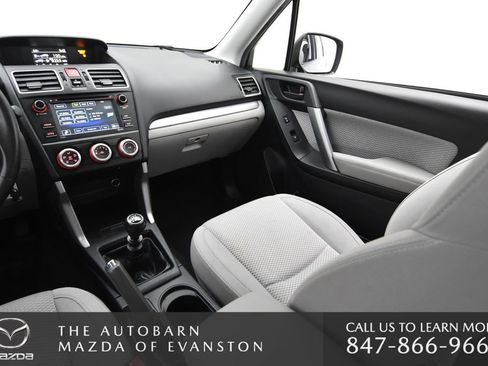 Used 2017 Subaru Forester 2.5i AWD/4WD image 28