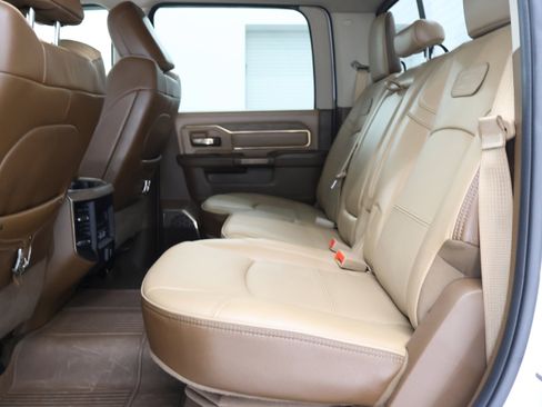 Used 2022 RAM 2500 Limited AWD/4WD image 9