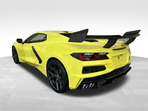 Used 2021 Chevrolet Corvette Stingray Preferred Conv w/ Z51 Performance Package image 3