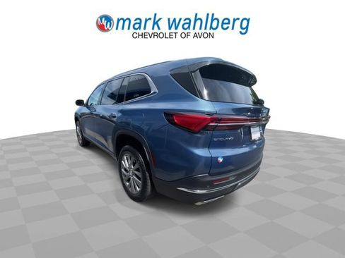 Certified 2025 Buick Enclave Preferred FWD image 6