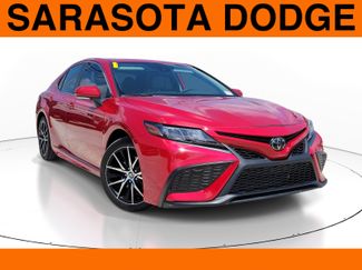 Used 2021 Toyota Camry SE FWD video 1