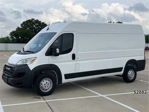 Used 2023 RAM ProMaster 2500 FWD image 1