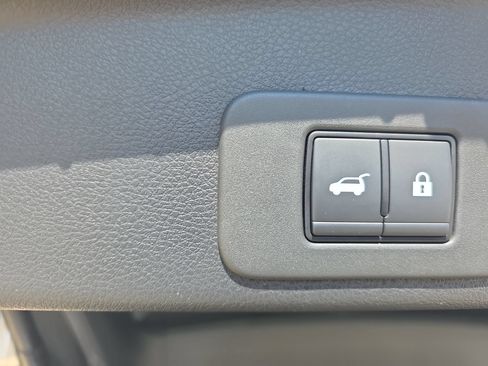 Used 2025 Nissan Murano Platinum w/ Cargo Package AWD/4WD image 13