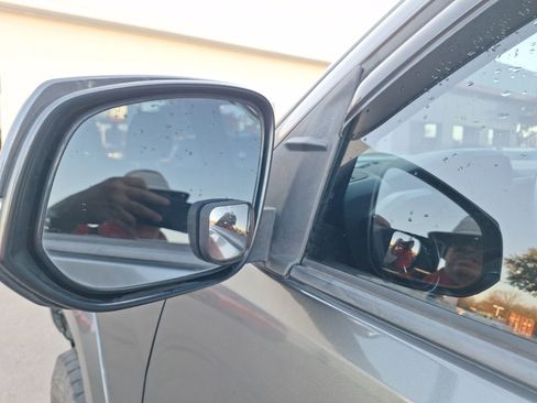 Used 2016 Toyota Tacoma TRD Sport w/ Towing Package image 13