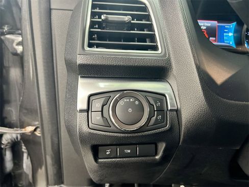 Used 2019 Ford Explorer Limited w/ Class III Trailer Tow Package image 18