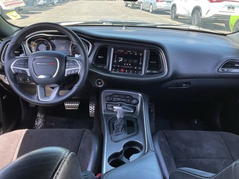 Used 2018 Dodge Challenger R/T Scat Pack w/ Dynamics Package RWD image 16