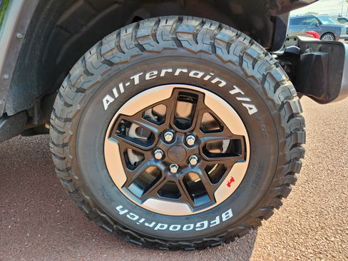 Used 2020 Jeep Wrangler Unlimited Rubicon w/ Safety Group image 7