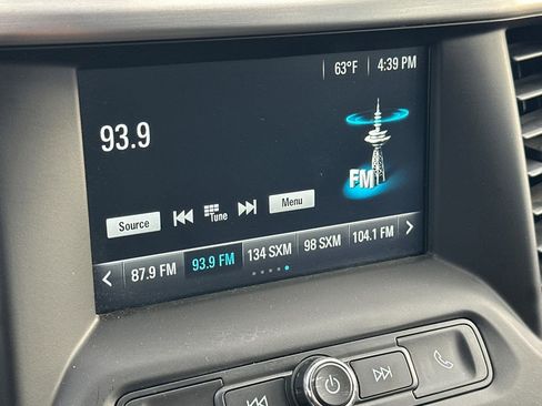 Used 2019 GMC Acadia SLE w/ LPO, Cargo Package image 20