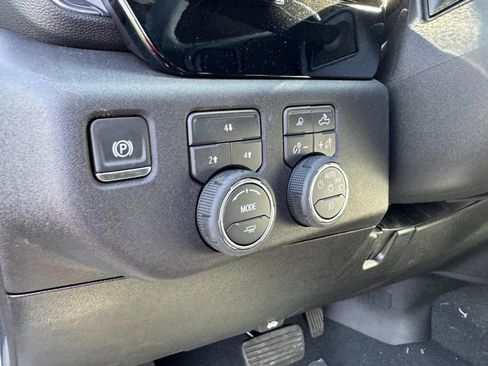 New 2026 Chevrolet Silverado 2500 LT w/ Z71 Chrome Sport Edition AWD/4WD image 40