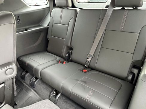 Certified 2023 Chevrolet Traverse RS w/ LPO, Floor Liner Package image 10