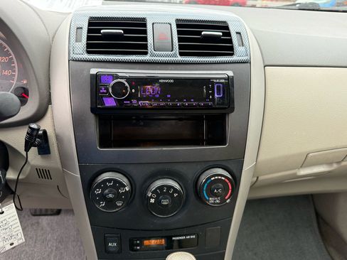 Used 2010 Toyota Corolla Base 4-Speed AT image 10