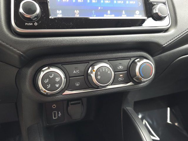 Used 2025 Nissan Versa S w/ Trunk Package FWD image 24
