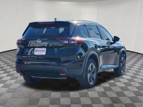 Used 2025 Nissan Rogue SV w/ SV Premium Package FWD image 3