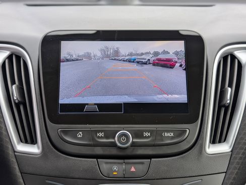 Used 2024 Chevrolet Malibu RS image 3