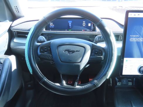 Used 2022 Ford Mustang Mach-E Select RWD image 6