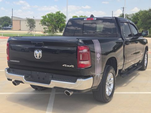Used 2023 RAM 1500 Laramie AWD/4WD image 3