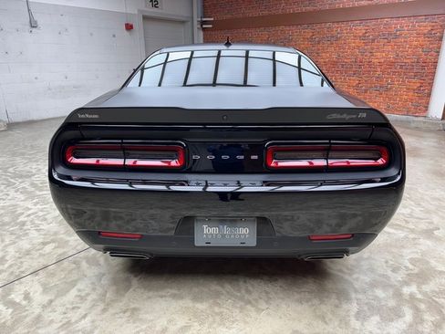Used 2023 Dodge Challenger R/T w/ T/A Package image 4